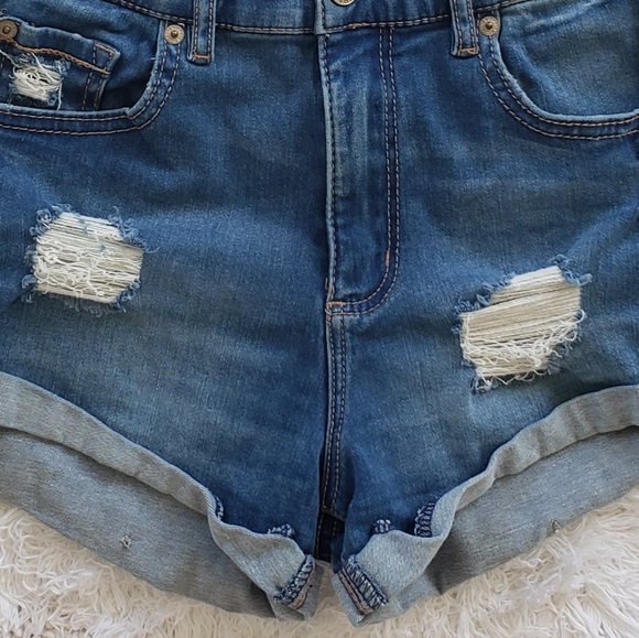 Garage Retro High Waist Shorts with Distressing - Picture 2 of 8
